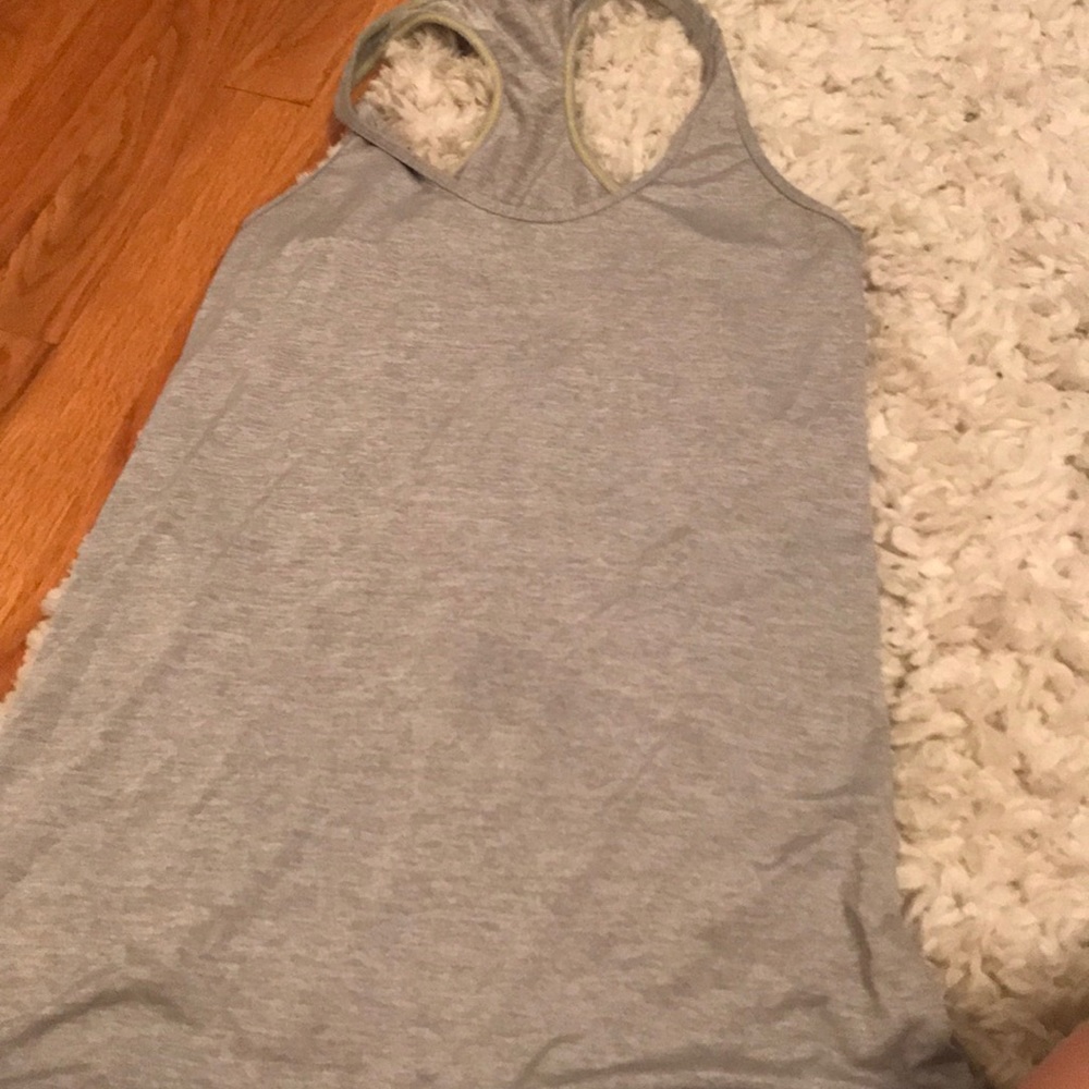 LULULEMON medium workout top